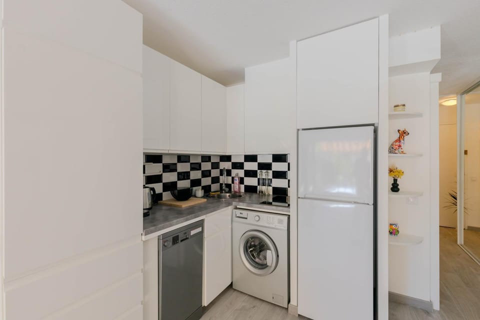 Kitchen or kitchenette, dishwasher, pet friendly, washing machine