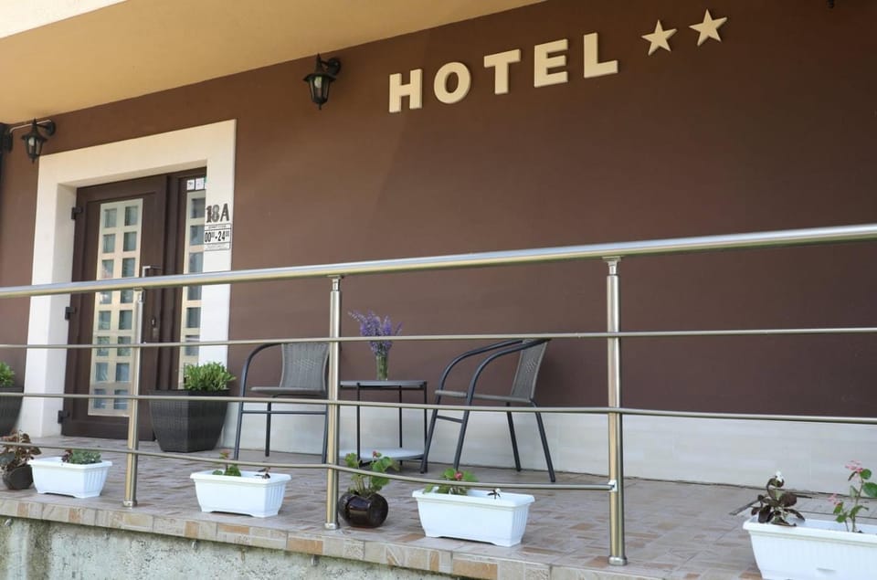 Hotel Opalchenets Стаи за гости и парти зала Hotel in Stara Zagora, Bulgaria