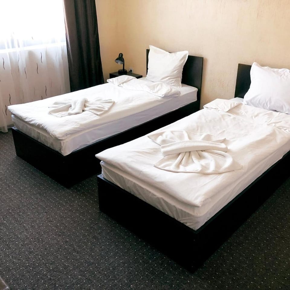 Hotel Opalchenets Стаи за гости и парти зала Hotel in Stara Zagora, Bulgaria