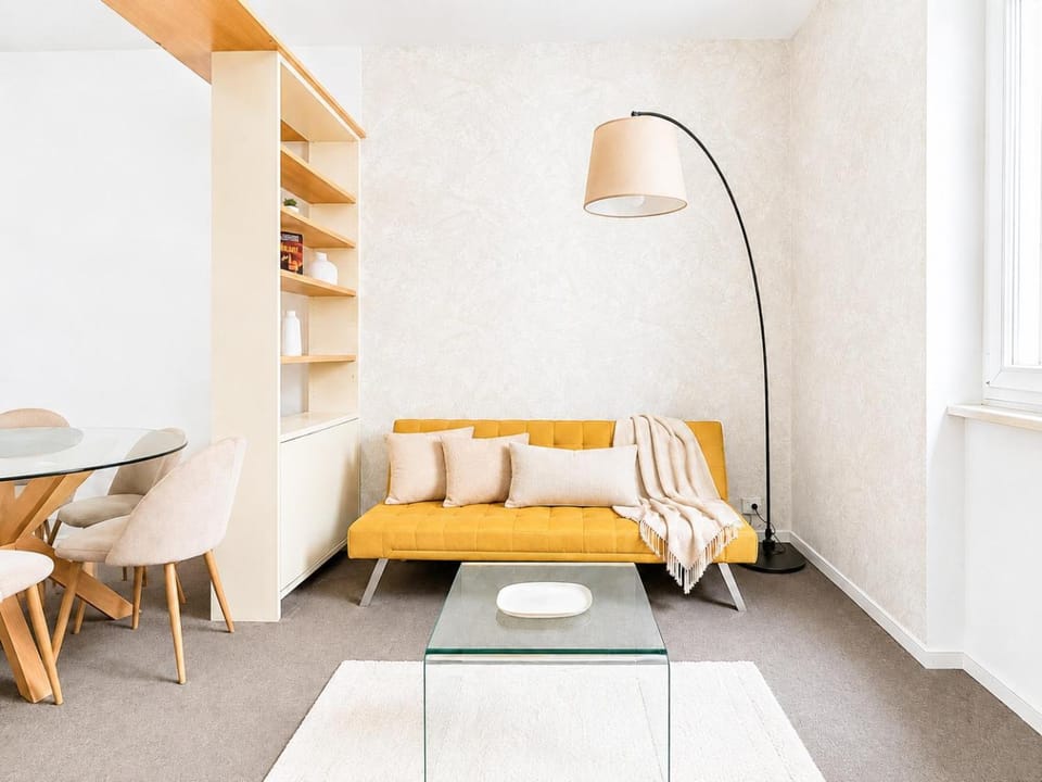Living room, Seating area, Dining area