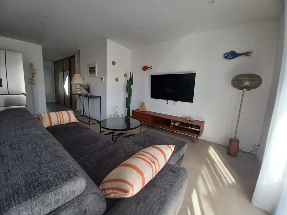 MAISON NEUVE AVEC TERRASSE à 5 MINUTES DES PLAGES House in Canet-en-Roussillon