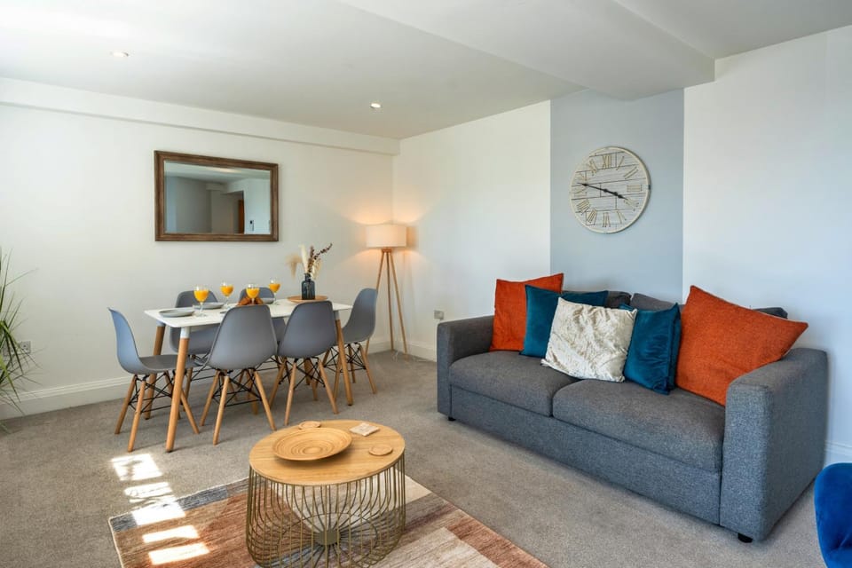 Communal lounge/ TV room, Living room