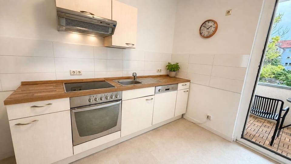 Balcony/Terrace, dishwasher, kitchen