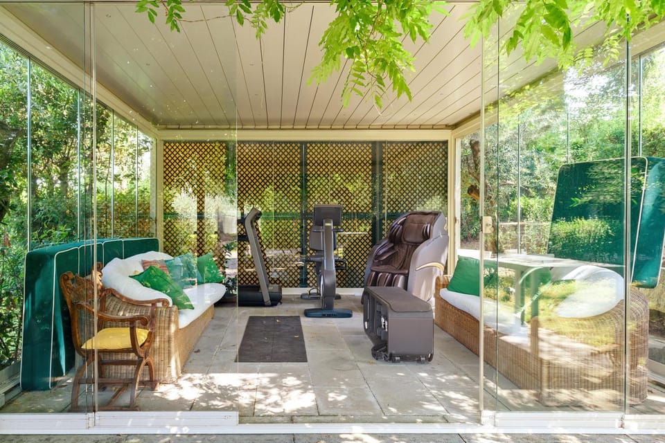 Property building, Living room
