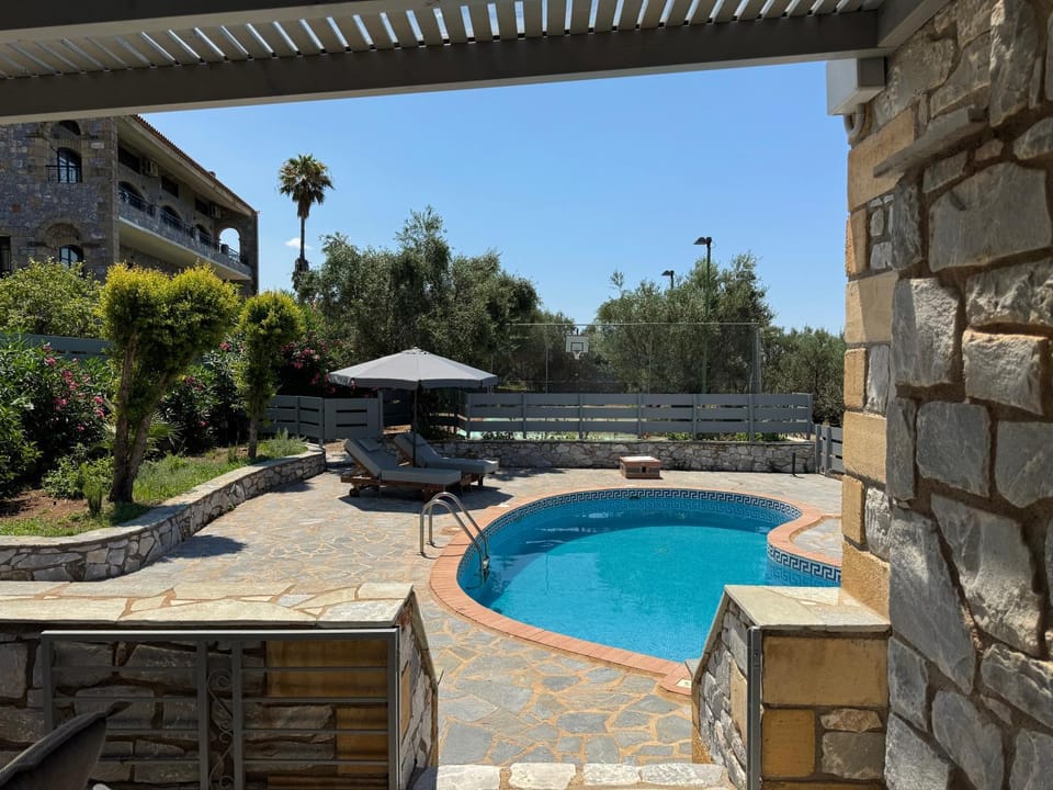 Day, Garden, Garden view, Pool view, Swimming pool, sunbed