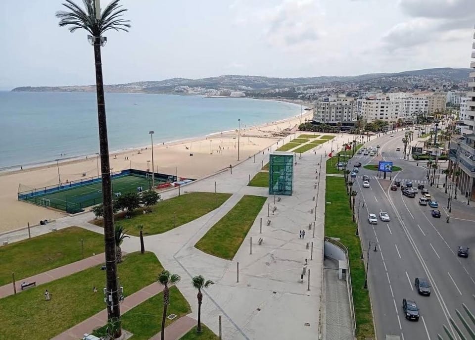 Tangier Center Family Apartment Beach Apartment in Tangier