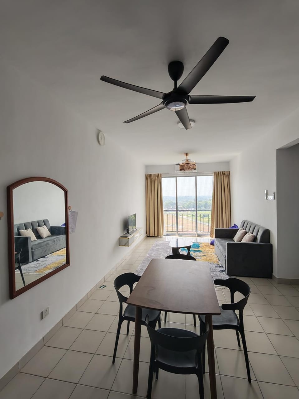 Living room, Dining area