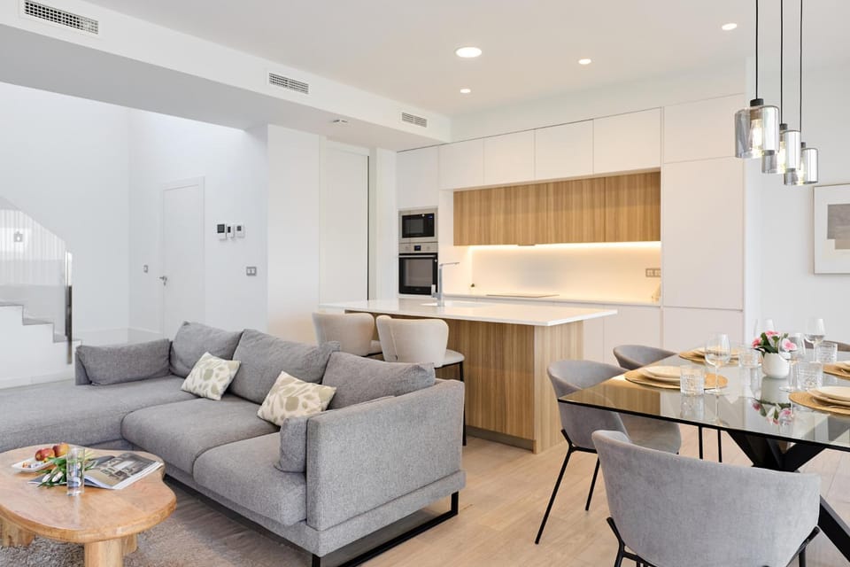 Kitchen or kitchenette, Living room, Dining area
