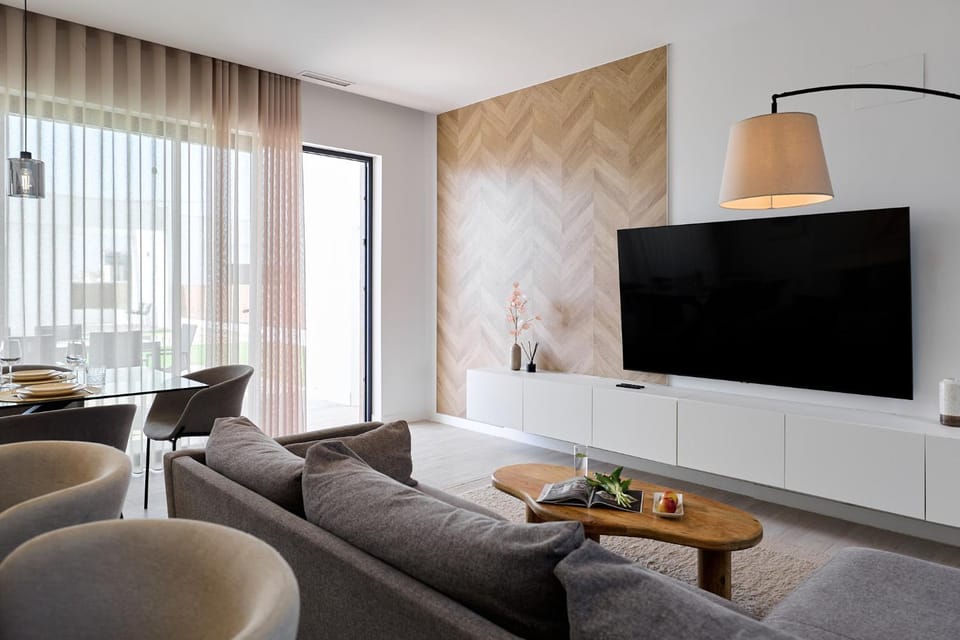Communal lounge/ TV room
