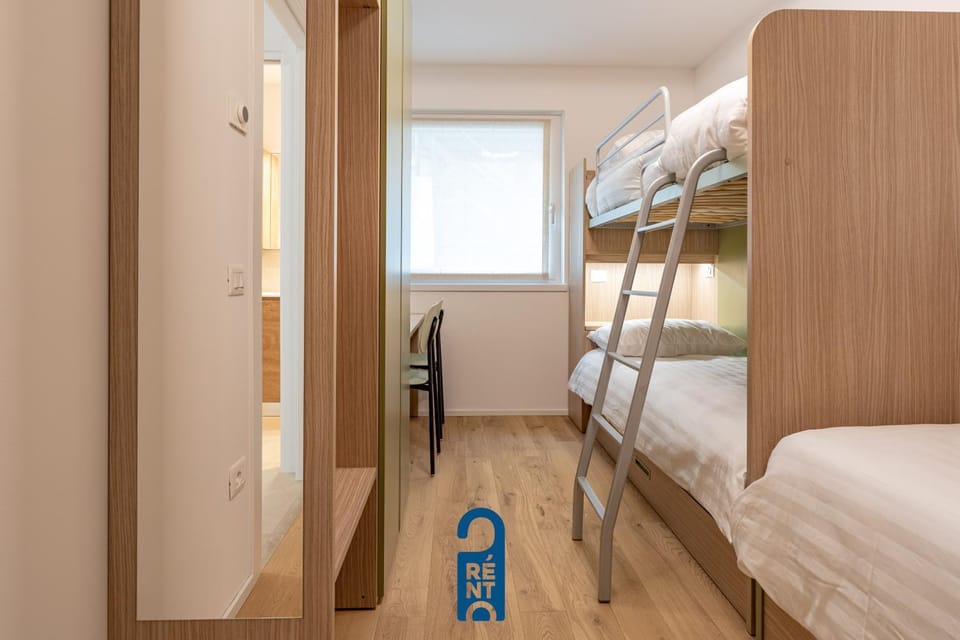 Bed, Bedroom, bunk bed