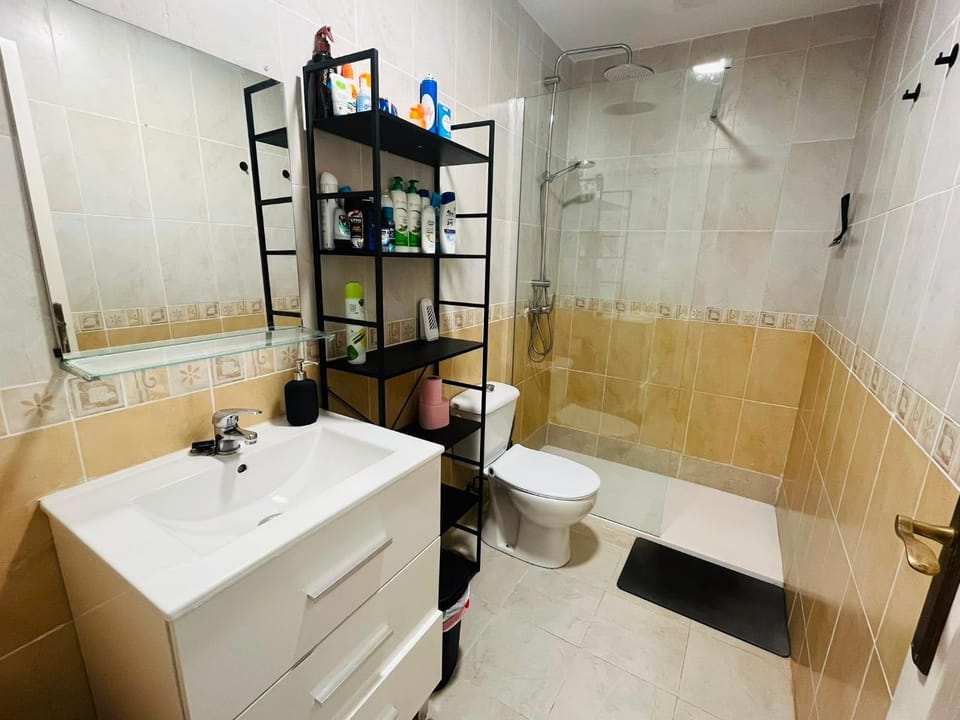 Shower, Bathroom