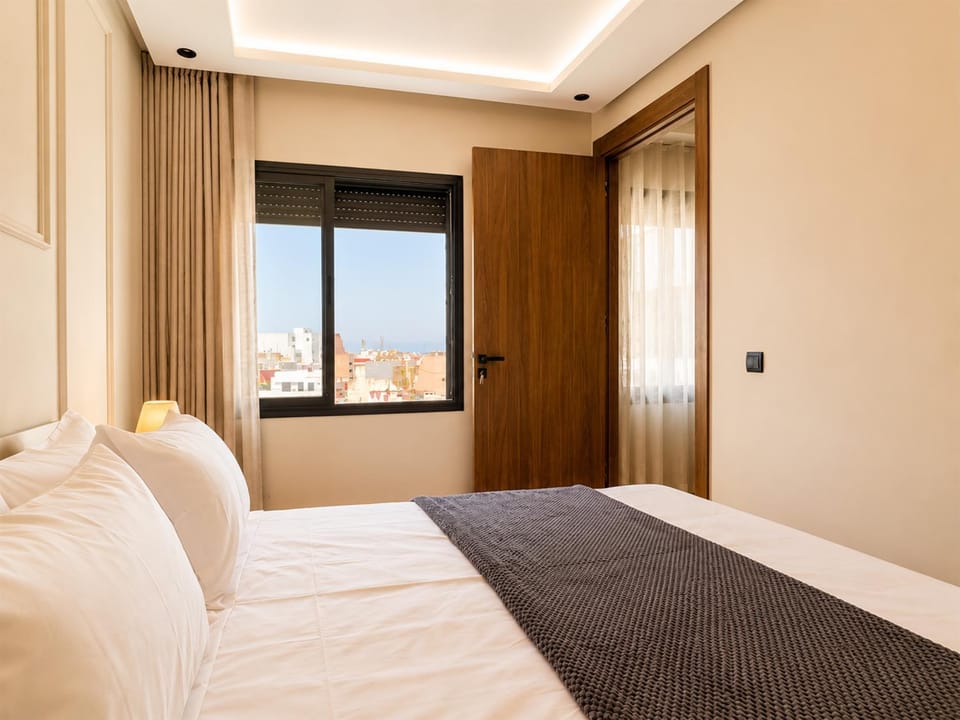 Bed, Bedroom, City view