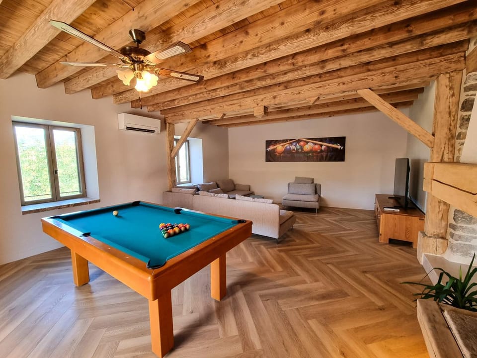 Communal lounge/ TV room, Billiard, Game Room