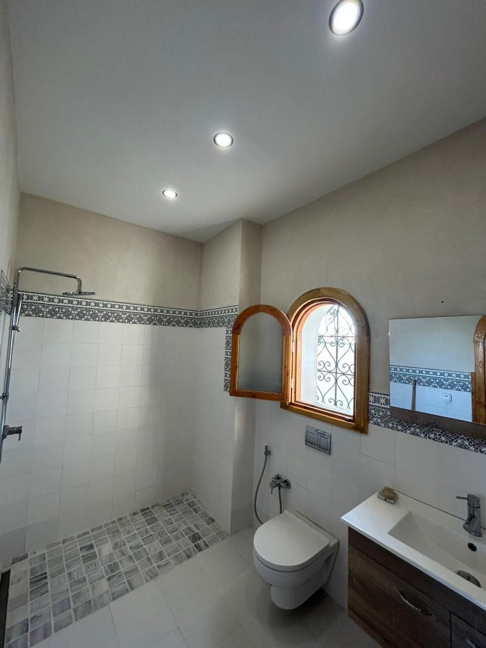 Exceptional villa with bright architecture Villa in Tunisia