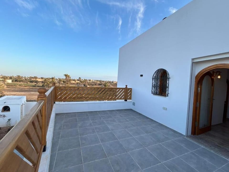 Exceptional villa with bright architecture Villa in Tunisia