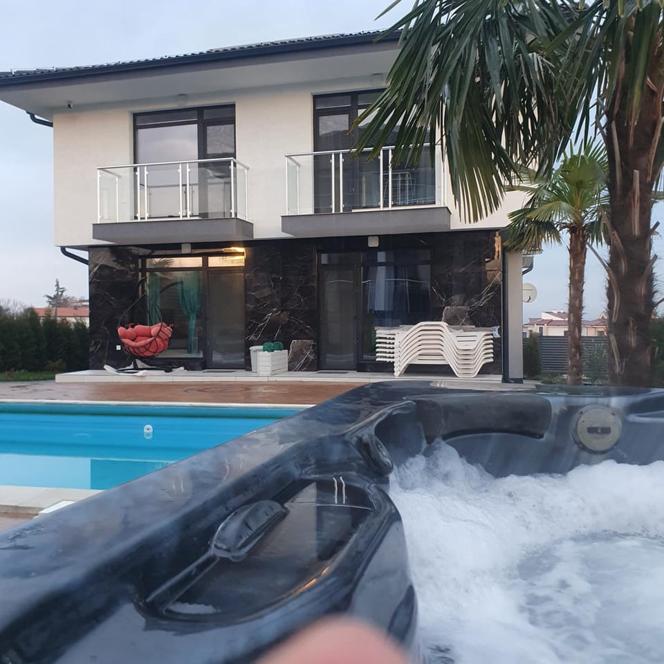 Hot Tub