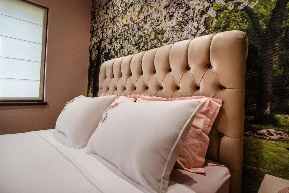 Bed, Decorative detail, Bedroom