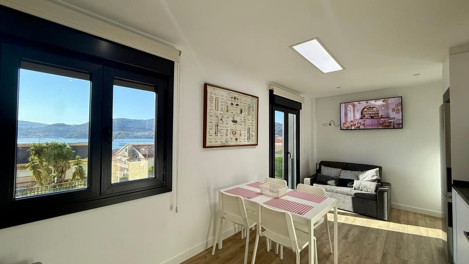 TV and multimedia, Living room, Dining area