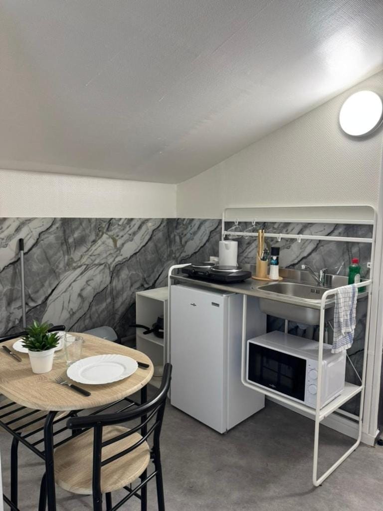 Studio Bord de Marne 7 - Meaux - Paris Apartment in Île-de-France