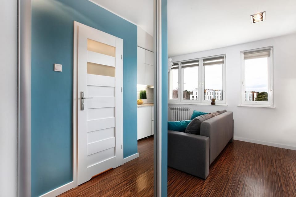 Bed, Living room, Photo of the whole room, Seating area