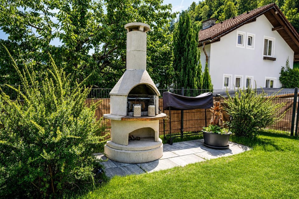 BBQ facilities, Garden