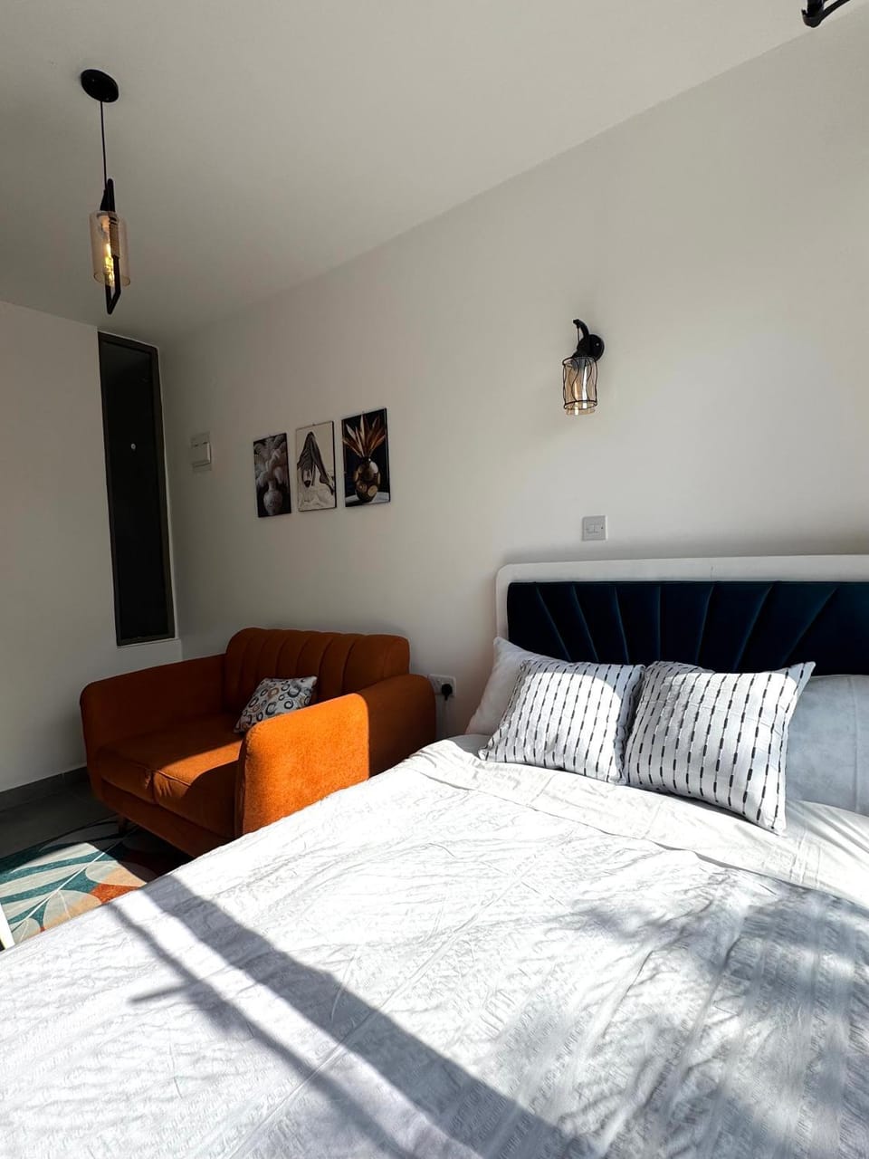 Seating area, Bedroom