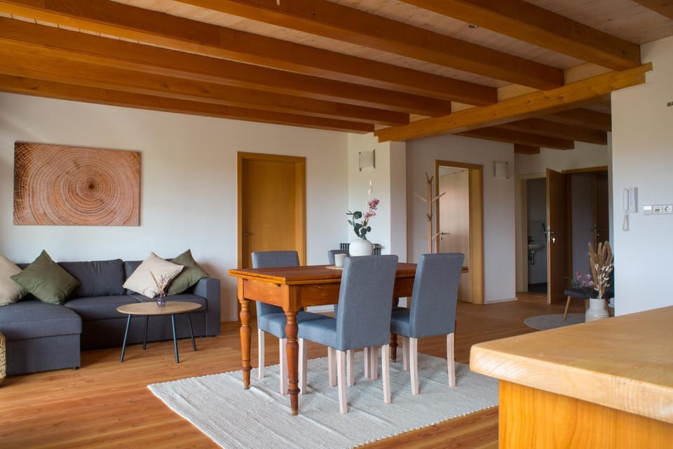 Holz und Naturhof Geng Wohnung Esche Apartment in Überlingen