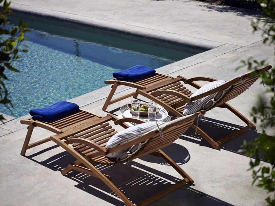 The Ioulis Pool House in Kea-Kythnos