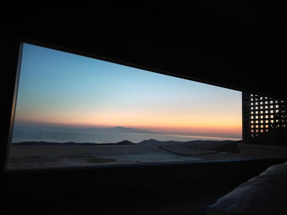 The Ioulis Pool House in Kea-Kythnos