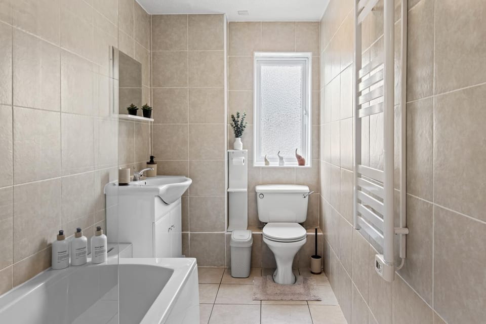 Toilet, Bathroom, Bath, towels