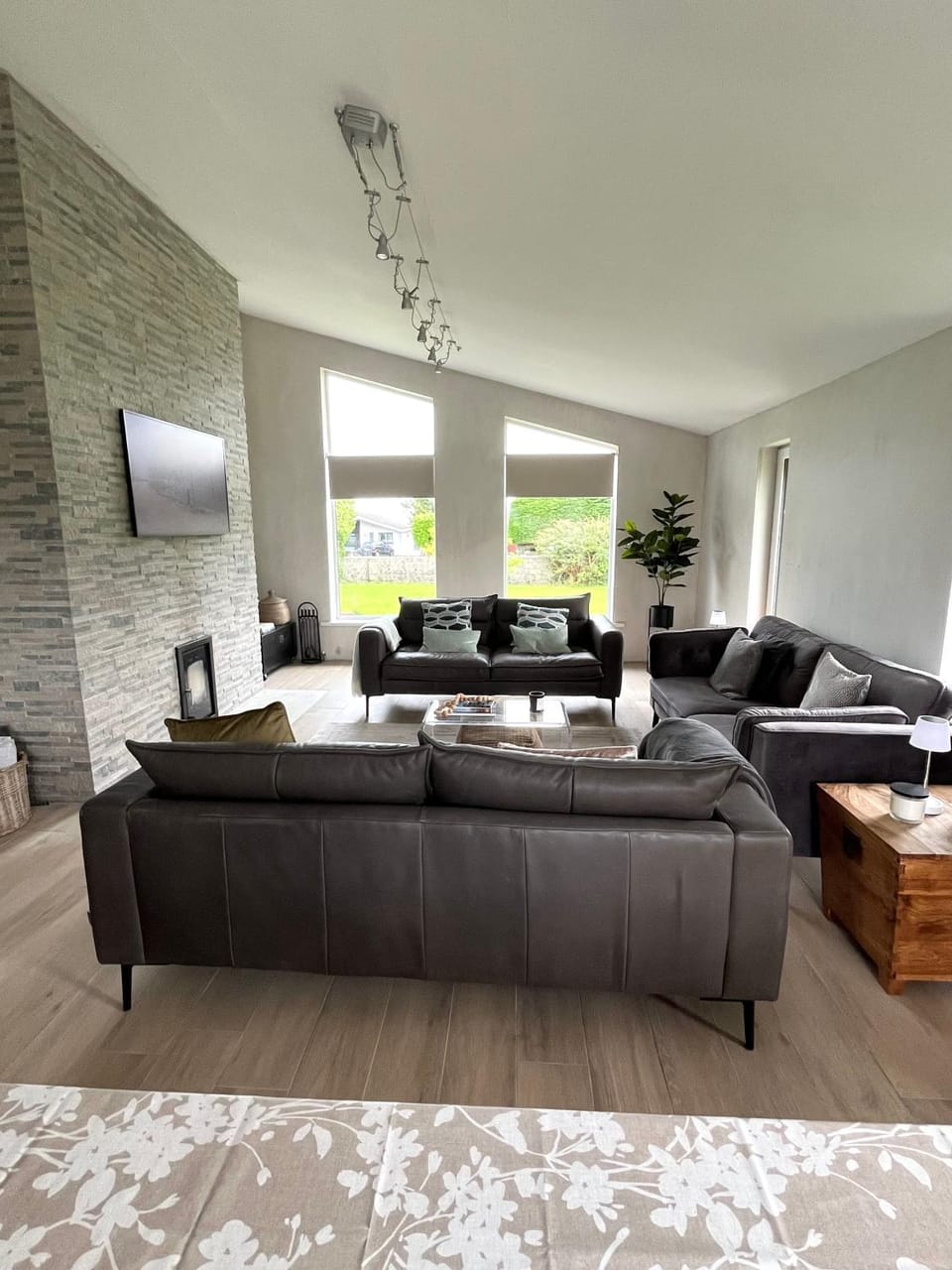 Private House by Galway Bay and Races House in Galway