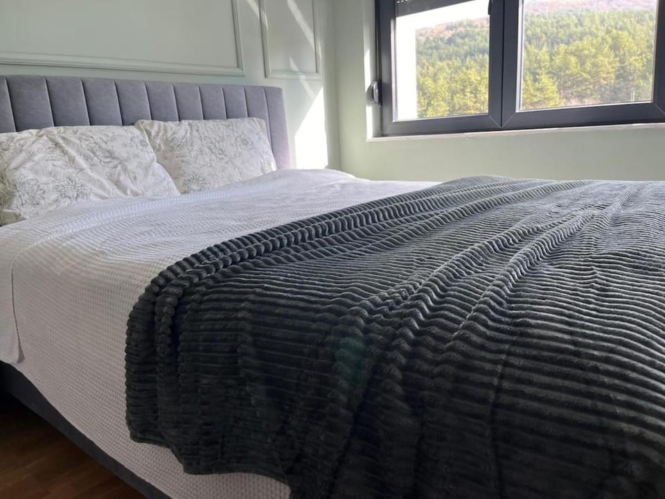 Ohrid Pearl-Mountain View Apartment in Ohrid