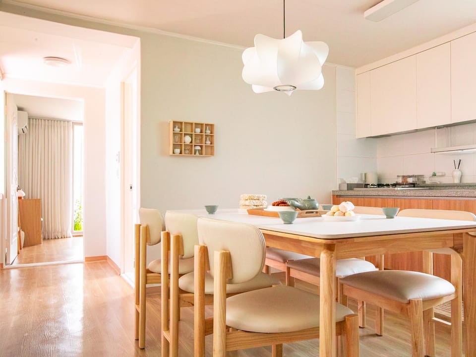 Kitchen or kitchenette, Living room, Dining area