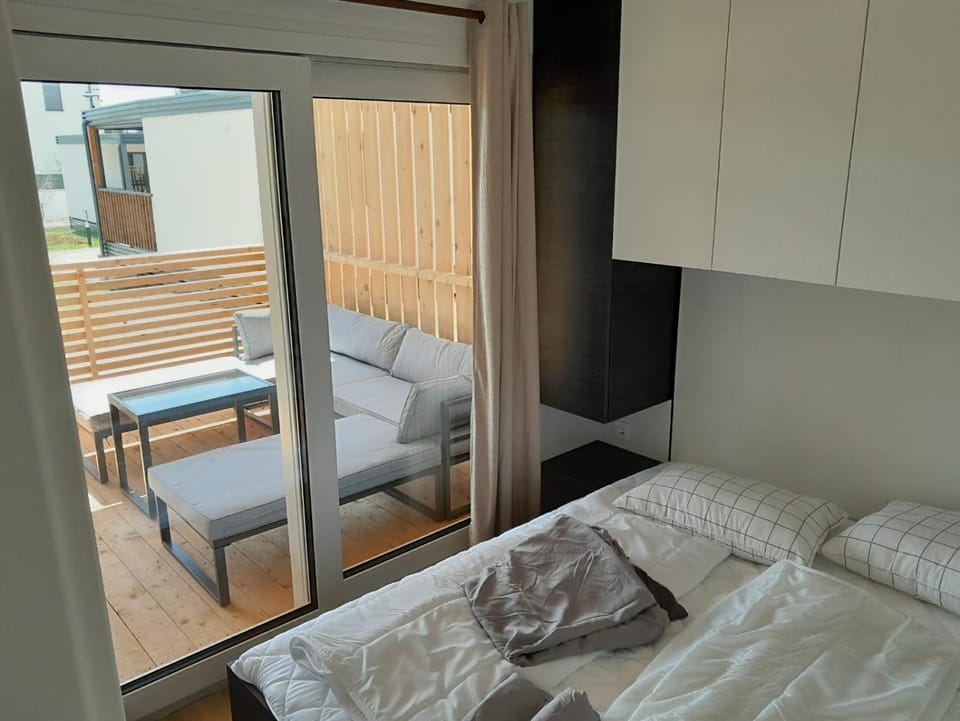Vila Lila & Vila Pino, Bungalows on a Campsite with a Pool, 300m to the Beach, Privlaka Campground/ 
RV Resort in Zadar County