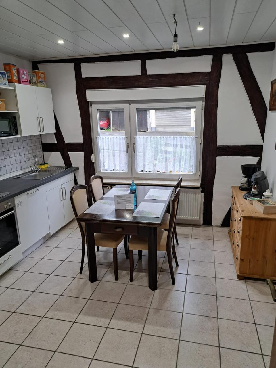 Kitchen or kitchenette, kitchen, kitchen