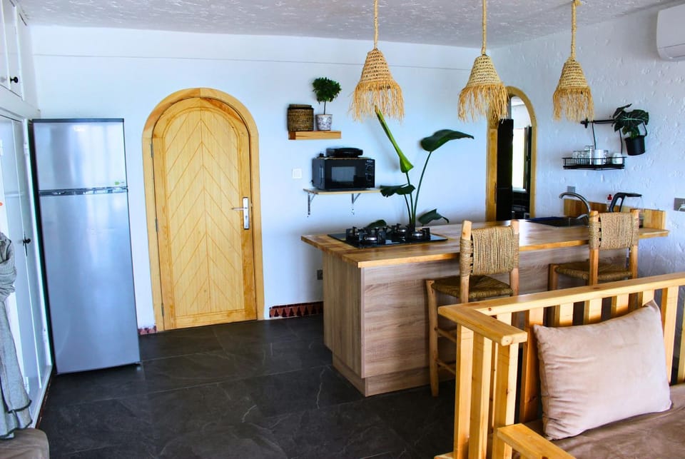 Living room, kitchen