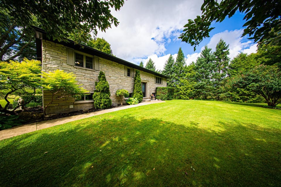 Ingrids Green Haven 27 Acre Private Farm House in South Bruce Peninsula