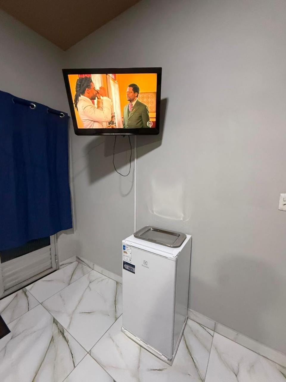 Quarto por temporada bairro do Marco - bem localizado Bed and Breakfast in Belém