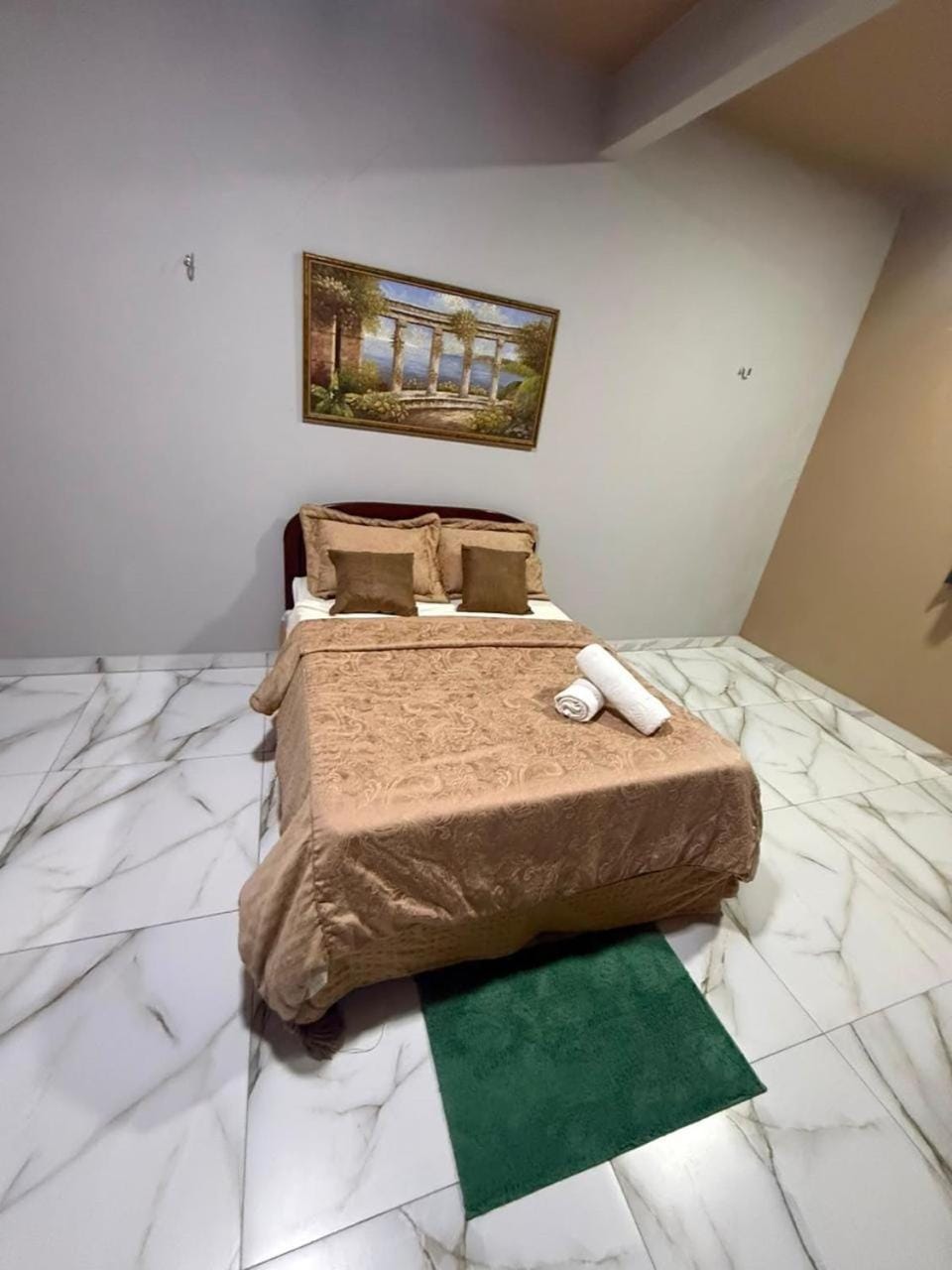 Quarto por temporada bairro do Marco - bem localizado Bed and Breakfast in Belém