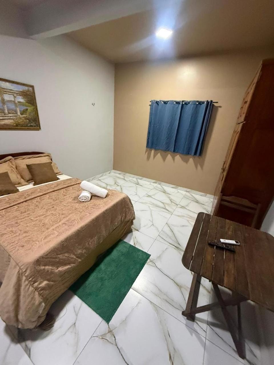Quarto por temporada bairro do Marco - bem localizado Bed and Breakfast in Belém