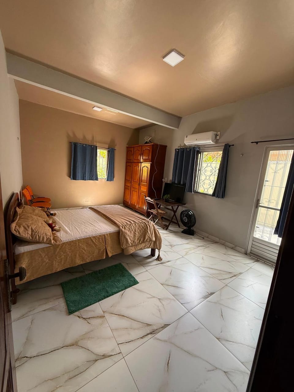 Quarto por temporada bairro do Marco - bem localizado Bed and Breakfast in Belém