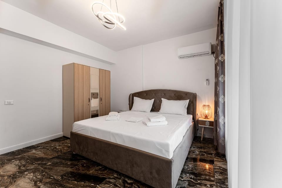 Grand Calex Apartment in Bucharest