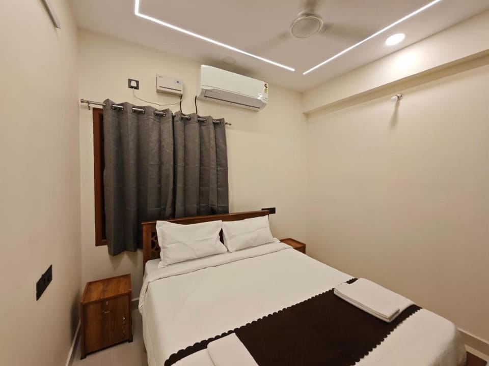 Smart Homes Serviced Apartment by Stayz Royale - Porur Near Chennai Trade Center Hotel in Chennai