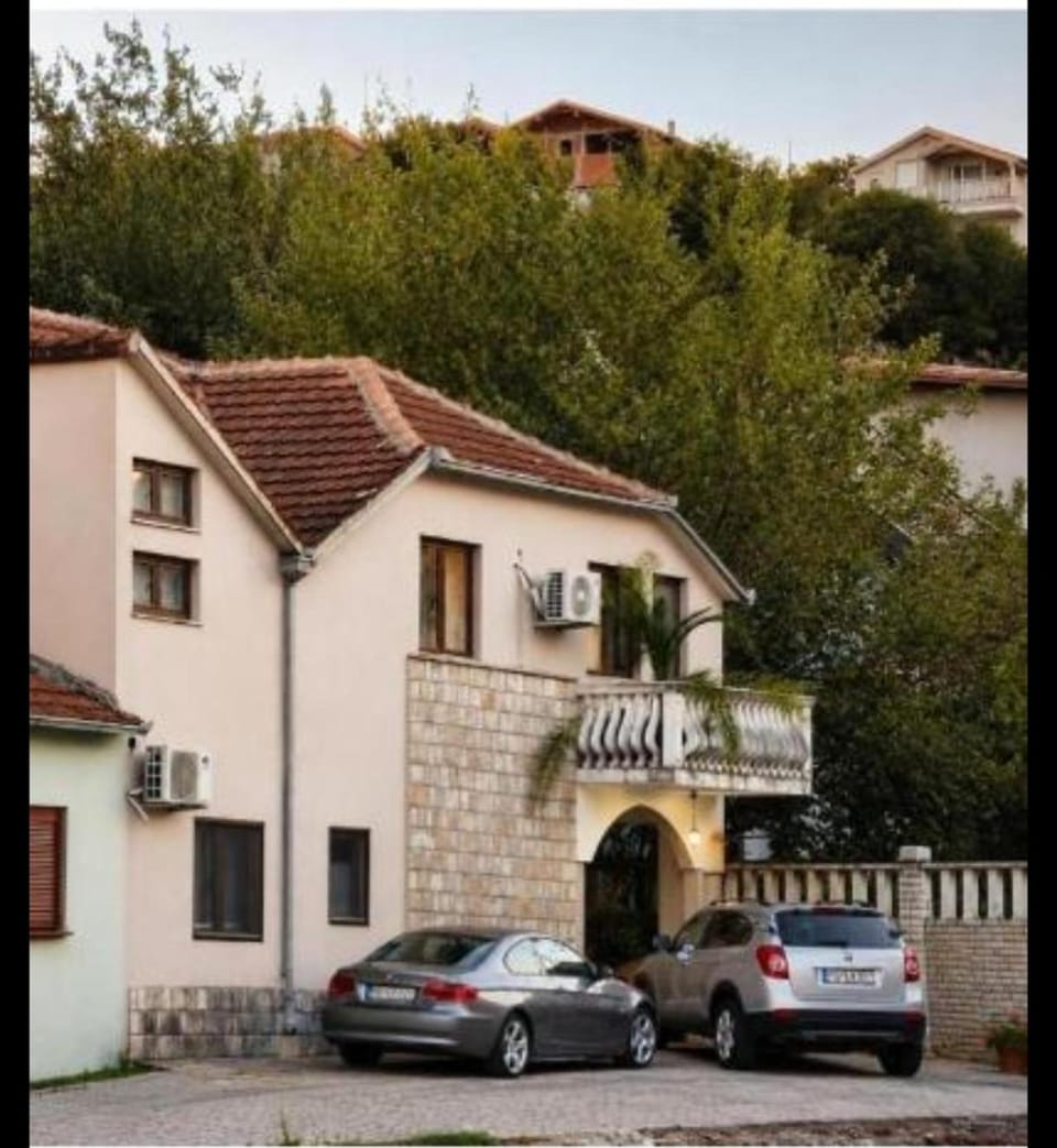 City Apartment Haustor 3 Apartment in Podgorica