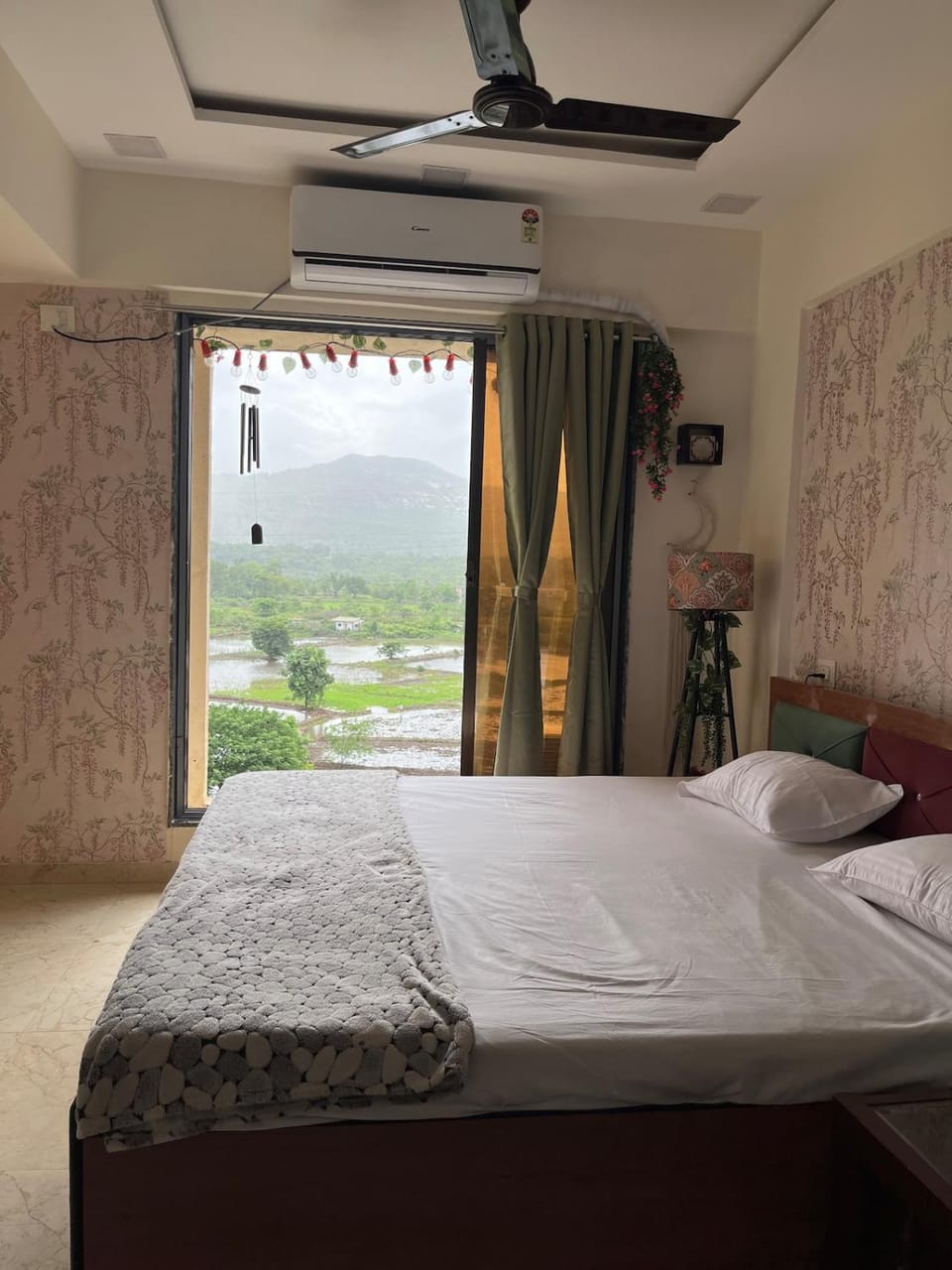 Bed, Natural landscape