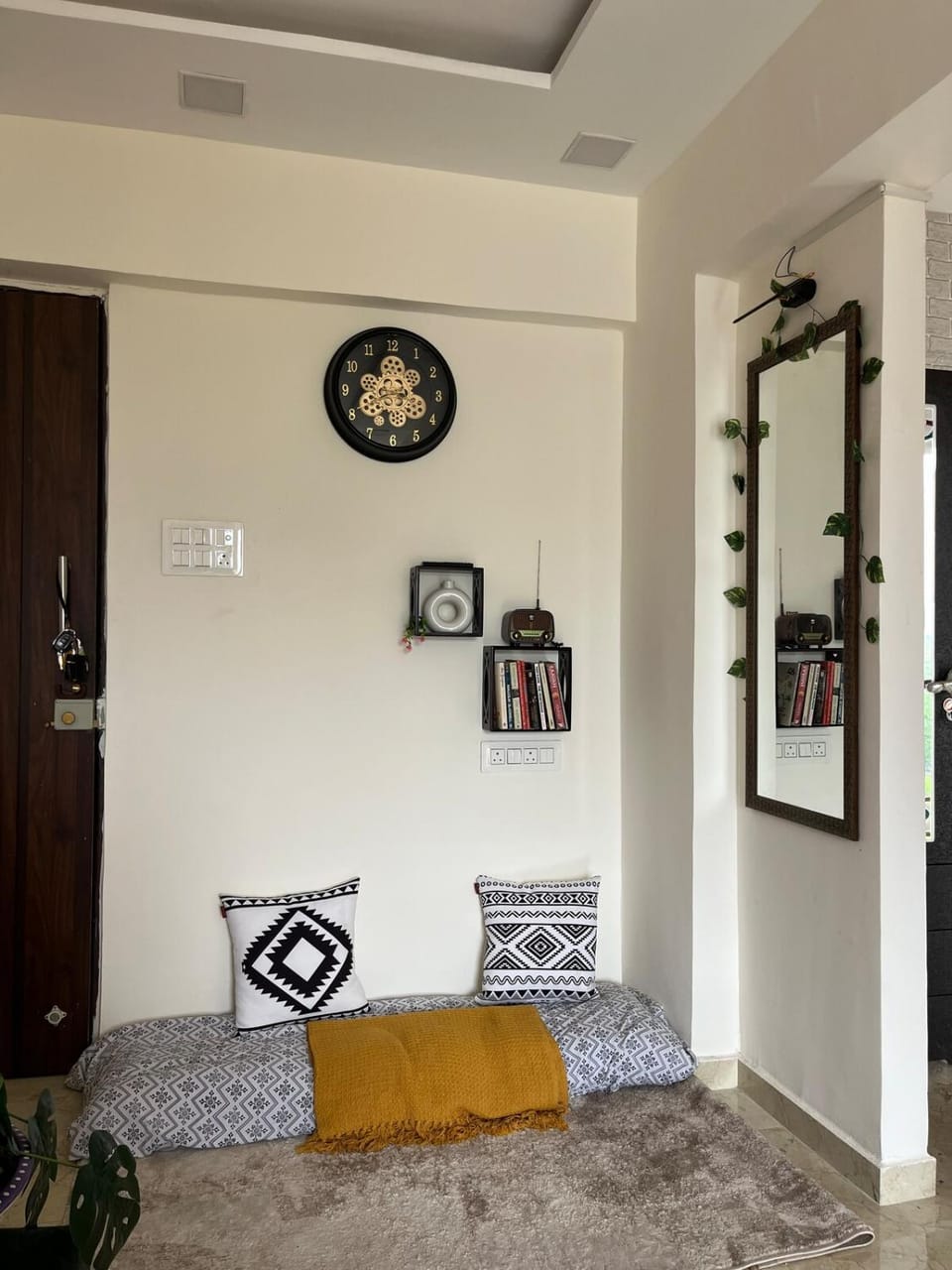 Living room, Seating area