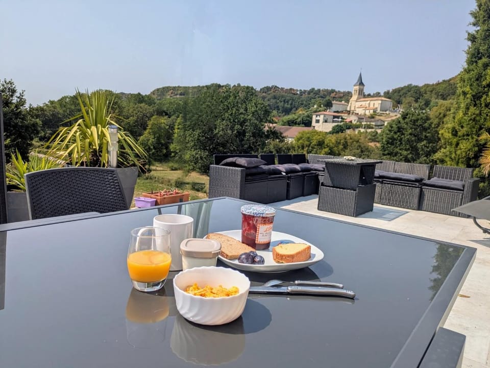 Breakfast