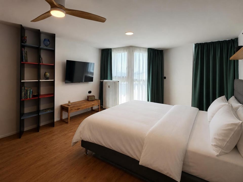Bed, Library, Bedroom