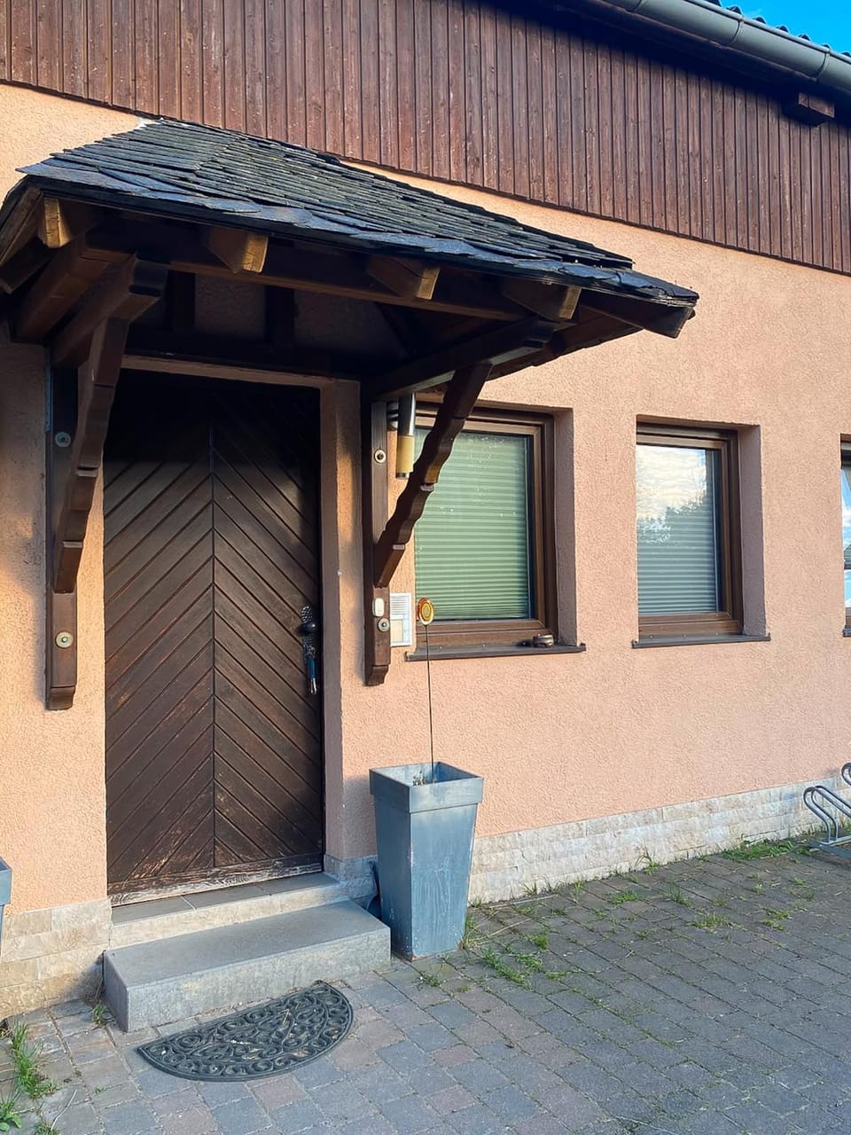 Property building, Facade/entrance