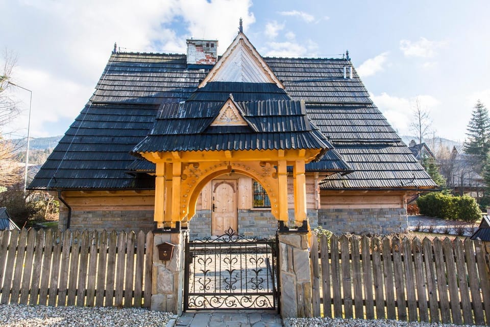Property building, Day